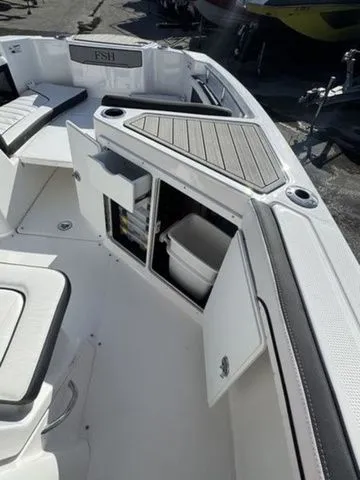 Slide: The Image of Yamaha 255 FSH Sport H 2026 - 21