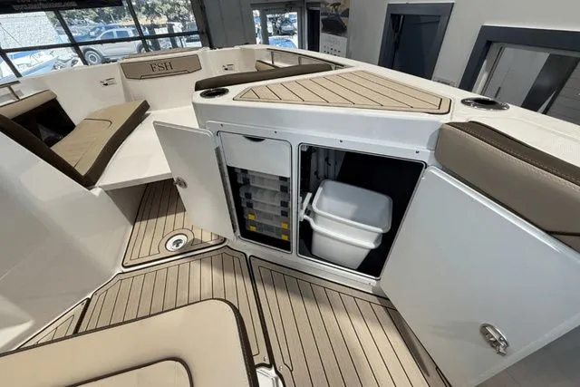 Slide: The Image of Yamaha 255 FSH Sport H 2026 - 13