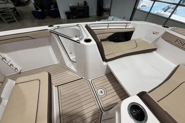 Slide: The Image of Yamaha 255 FSH Sport H 2026 - 15