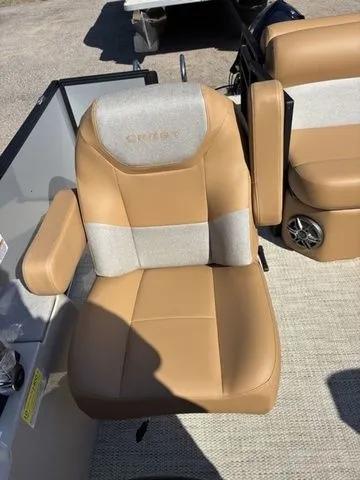 Slide: The Image of Crest Conquest SE 200 Cruise 2026 - 11