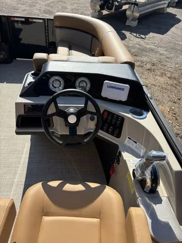 Slide: The Image of Crest Conquest SE 220 Cruise 2026 - 29