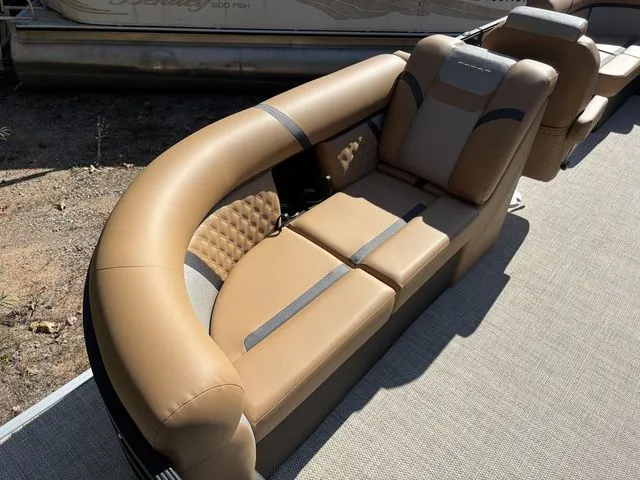 Slide: The Image of Crest Conquest SE 220 Cruise 2026 - 31