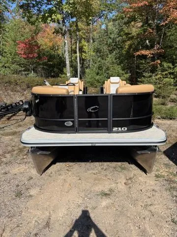 Slide: The Image of Crest Conquest 210 SLC 2026 - 3