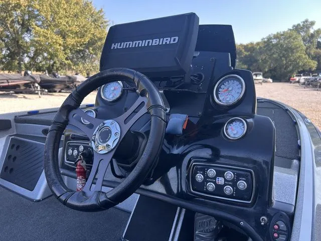 Slide: The Image of Nitro Z19 2017 - 10