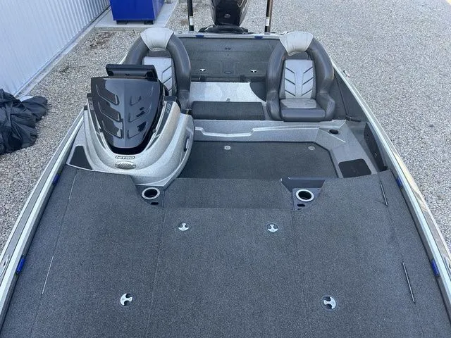 Slide: The Image of Nitro Z19 2017 - 15