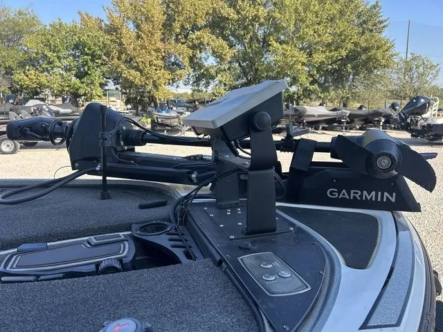 Slide: The Image of Nitro Z19 2017 - 18