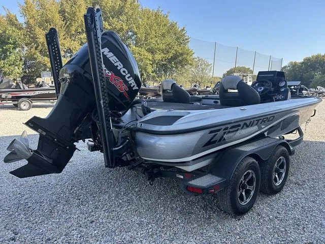 Slide: The Image of Nitro Z19 2017 - 5