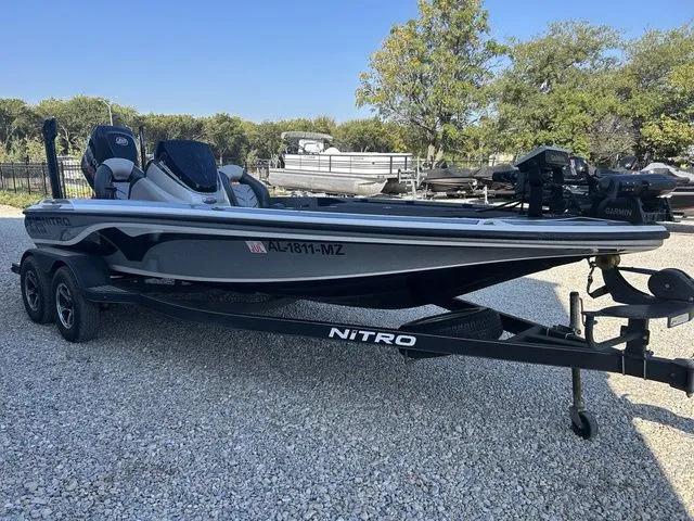 Slide: The Image of Nitro Z19 2017 - 6