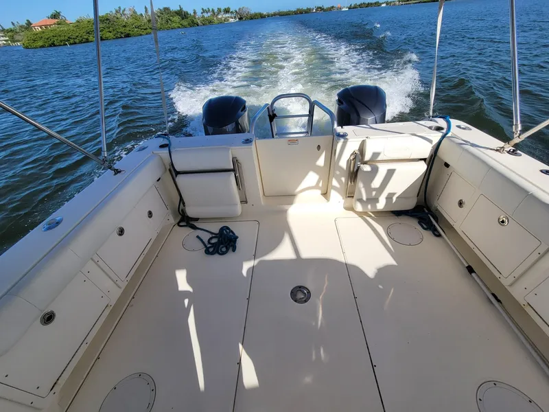 Slide: The Image of World Cat 2900 Dual Console 2011 - 5