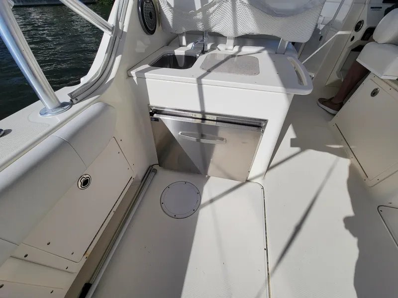 Slide: The Image of World Cat 2900 Dual Console 2011 - 7