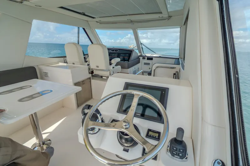 Slide: The Image of Riviera 52 Enclosed Flybridge 2016 - 16