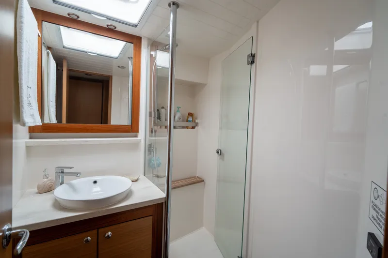 Slide: The Image of Riviera 52 Enclosed Flybridge 2016 - 24