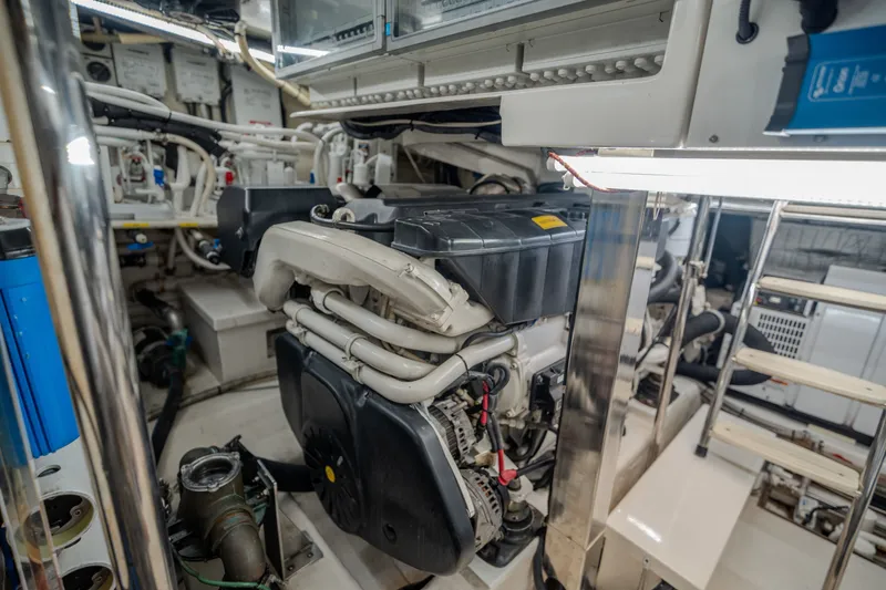 Slide: The Image of Riviera 52 Enclosed Flybridge 2016 - 38