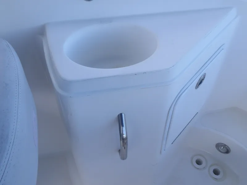 Slide: The Image of Hurricane SunDeck 2200 OB 2017 - 23