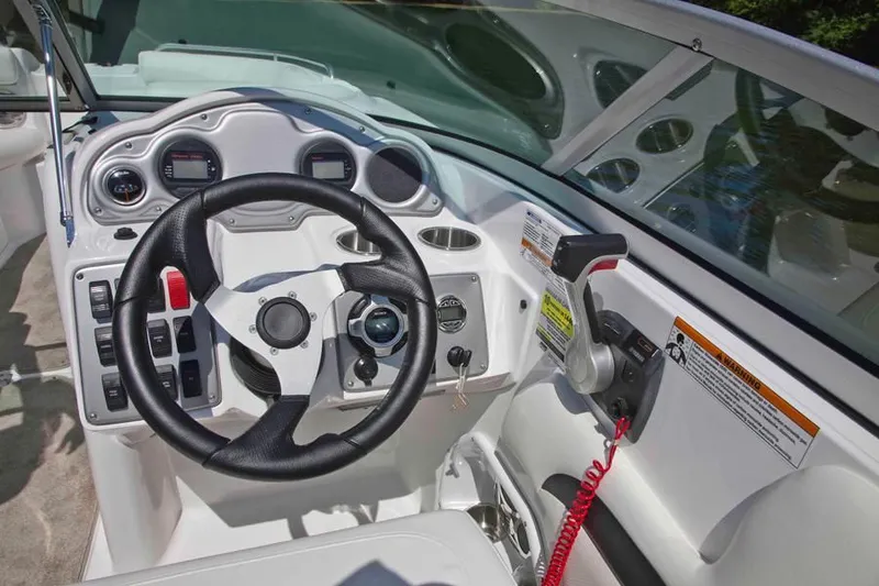 Slide: The Image of Hurricane SunDeck 2200 OB 2017 - 37