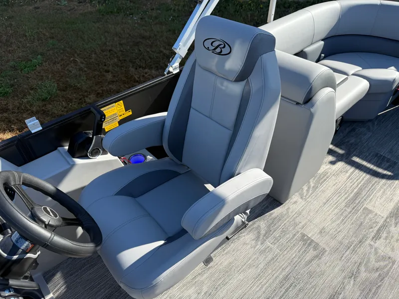 Slide: The Image of Bentley Pontoons Legacy 220 Navigator Quad Lounge & Honda 4-Stroke EFI 2026 - 14