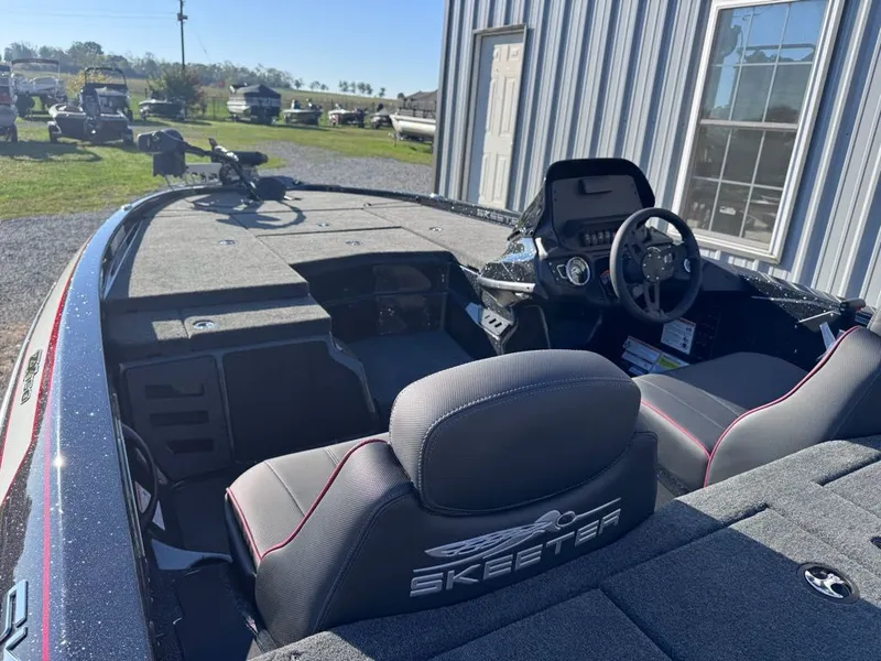 との Skeeter ZX Series ZX150 2026 - Marine Source