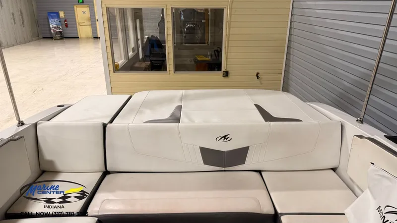 Slide: The Image of Monterey M-22 2018 - 11