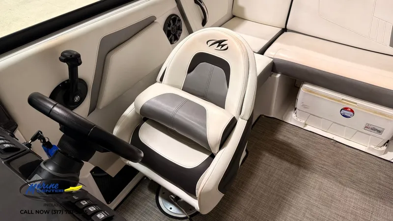 Slide: The Image of Monterey M-22 2018 - 12