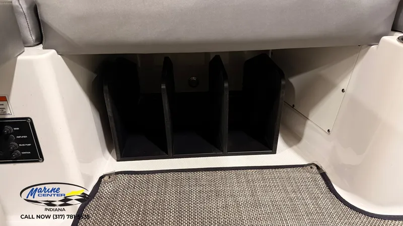 Slide: The Image of Monterey M-22 2018 - 5