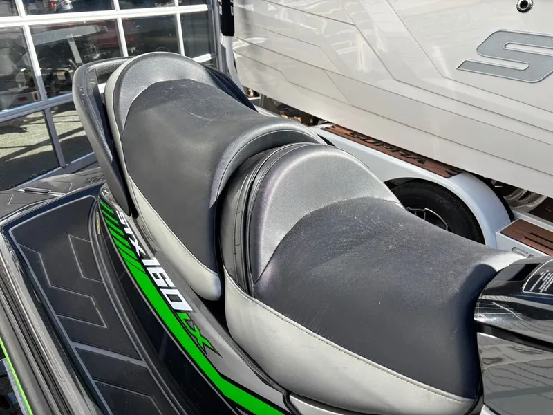 Slide: The Image of Kawasaki JET SKI STX160LX 2020 - 3