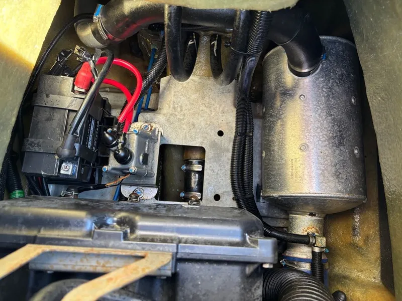 Slide: The Image of Kawasaki JET SKI STX160LX 2020 - 6