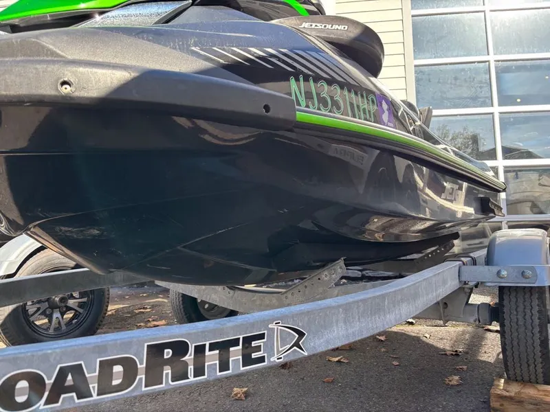 Slide: The Image of Kawasaki JET SKI STX160LX 2020 - 8