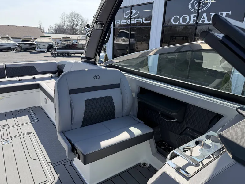 Slide: The Image of Cobalt R33 Surf 2026 - 27