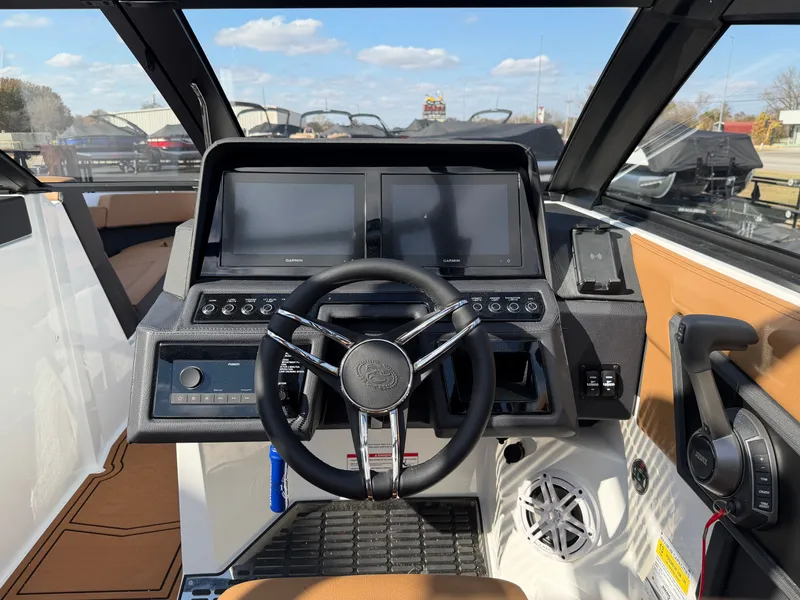 Slide: The Image of Cobalt R4 Surf 2026 - 13