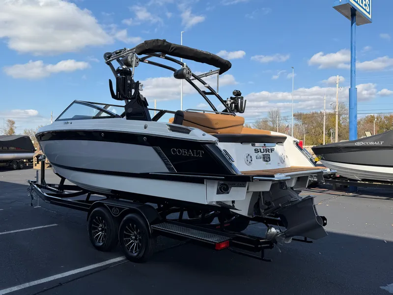 Slide: The Image of Cobalt R4 Surf 2026 - 6