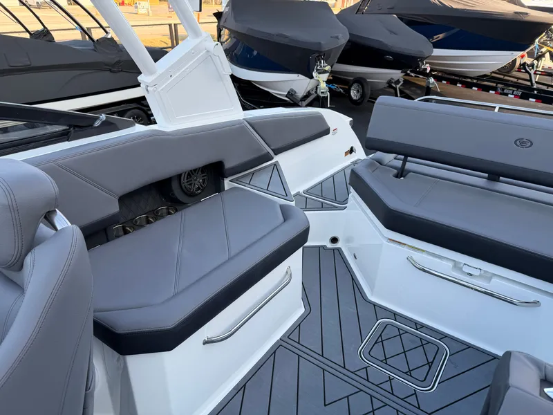 Slide: The Image of Cobalt R6 2026 - 23