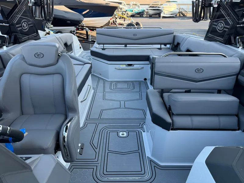 Slide: The Image of Cobalt R8 Surf 2026 - 23