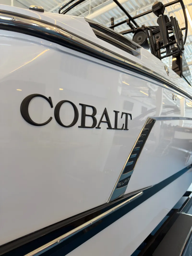 Slide: The Image of Cobalt R8 Surf 2026 - 34