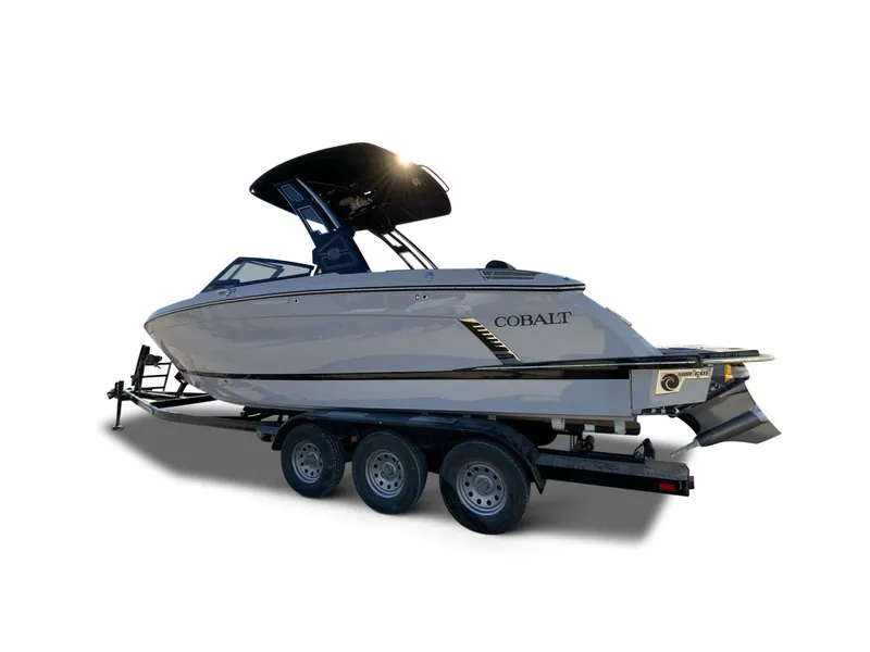 Slide: The Image of Cobalt R8 Surf 2026 - 4