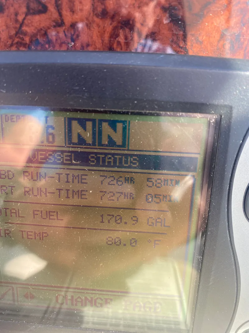 Slide: The Image of Sea Ray 340 Sundancer 2003 - 24