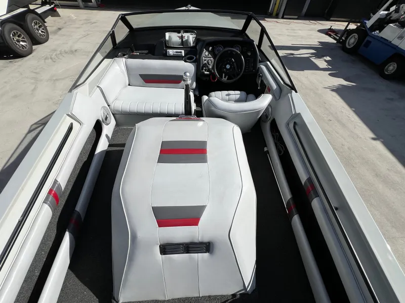 Slide: The Image of MasterCraft 190 Prostar 1988 - 11