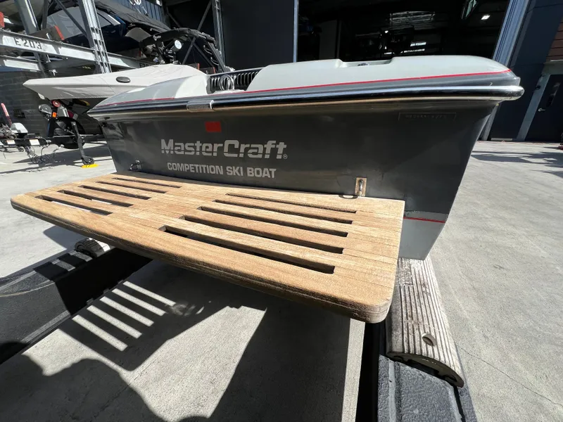 Slide: The Image of MasterCraft 190 Prostar 1988 - 4