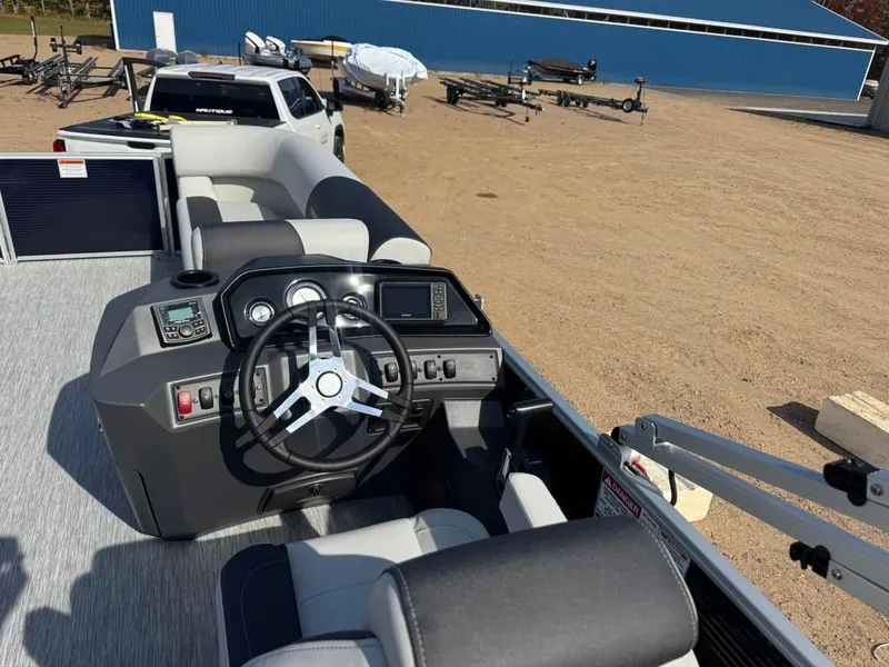 Slide: The Image of Bennington 20SLS-Snap 2026 - 12