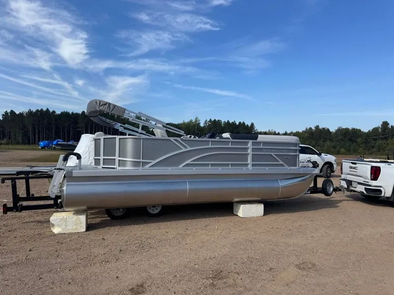 Slide: The Image of Bennington 20SLS-Snap 2026 - 3