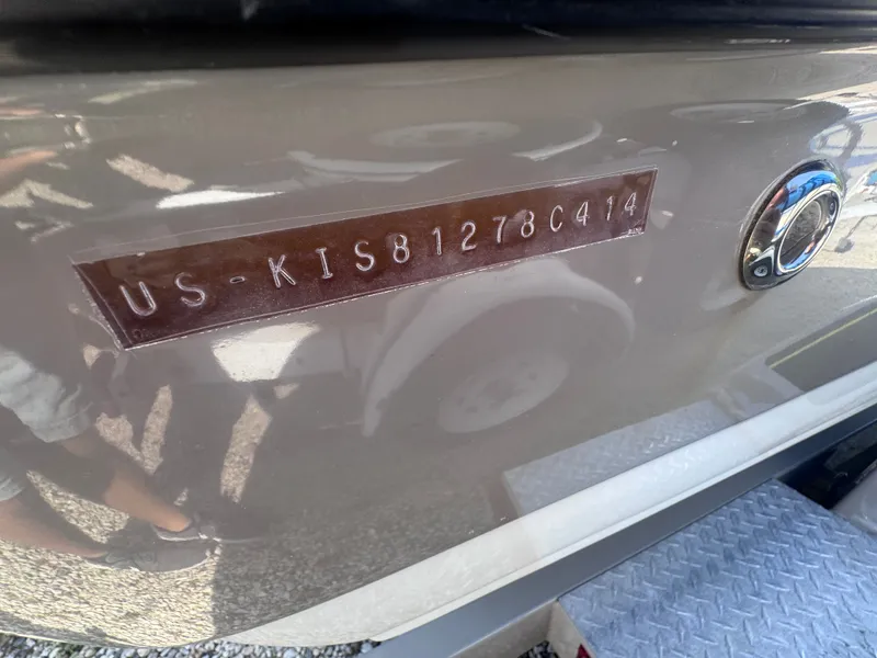 Slide: The Image of Crownline Boats 18 SS 2014 - 18