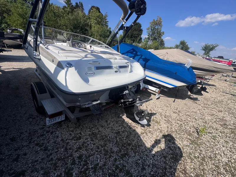 Slide: The Image of Crownline Boats 18 SS 2014 - 8