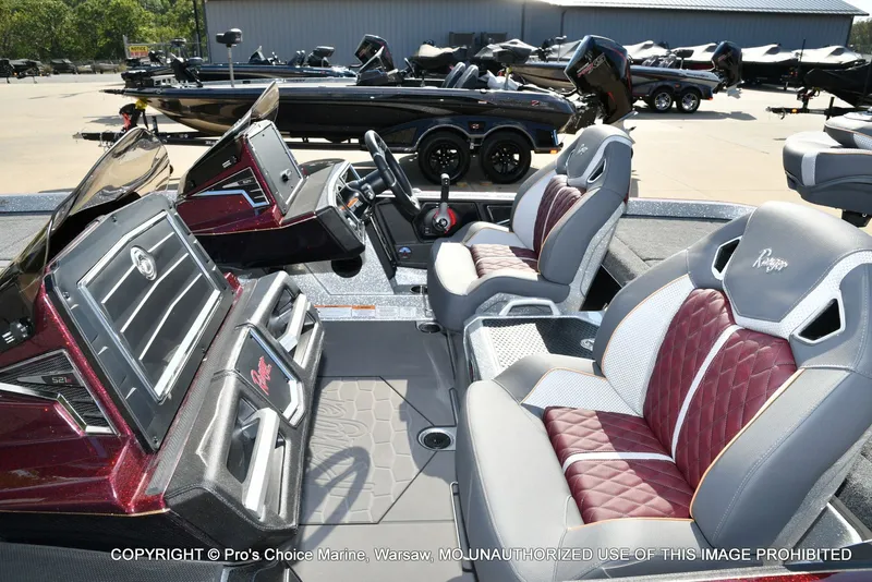 Slide: The Image of Ranger Z521R Dual Console 2026 - 12