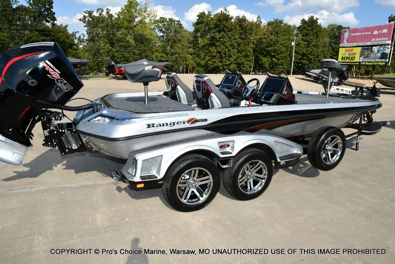 Slide: The Image of Ranger Z521R Dual Console 2026 - 20