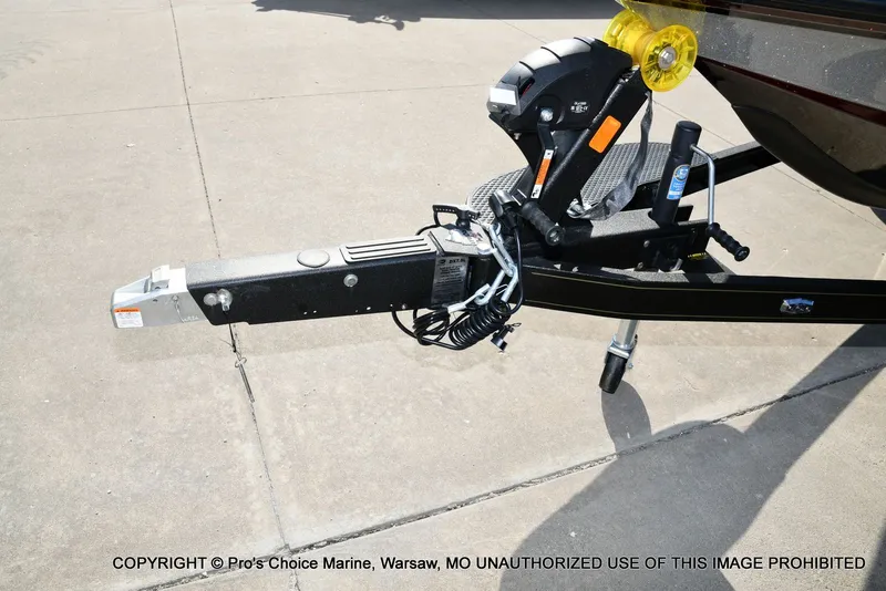 Slide: The Image of Ranger Z521R Dual Console 2026 - 32