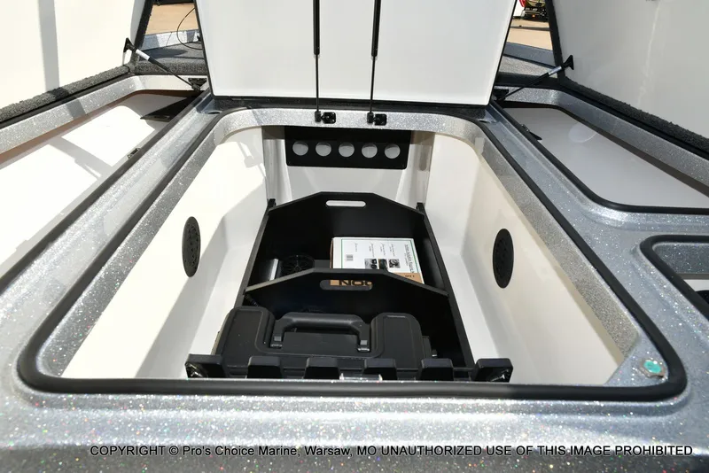 Slide: The Image of Ranger Z521R Dual Console 2026 - 58