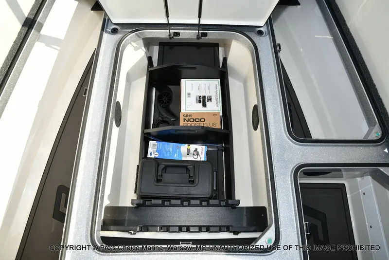 Slide: The Image of Ranger Z521R Dual Console 2026 - 59