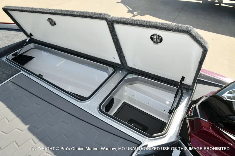 Slide: The Image of Ranger Z521R Dual Console 2026 - 62