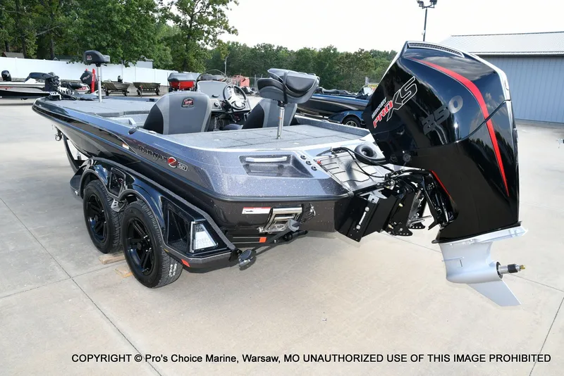 Slide: The Image of Ranger Z521 2026 - 27