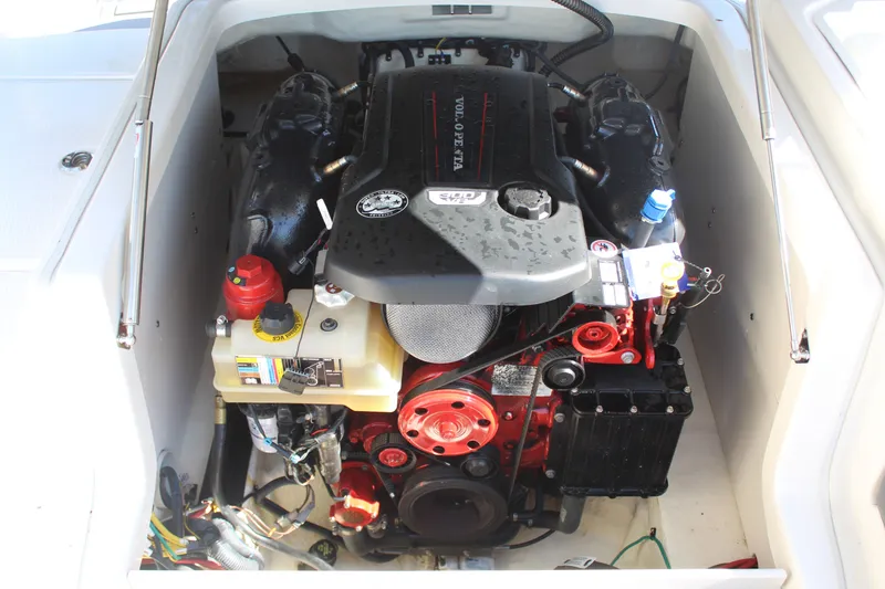 Slide: The Image of Chaparral 227 SSX Surf 2018 - 19