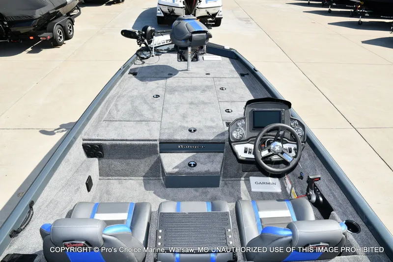 Slide: The Image of Ranger RT198P Cup Garmin Livescope Equipped 2026 - 11